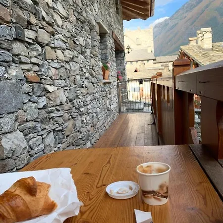Il Cuore Della Valdigne - Courmayeur-la Thuile- Pre Saint Didier Apartman Morgex